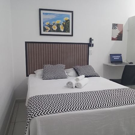 Apartamento Loft8 Garagem Wifi próximo Aparecida e indústrias Pindamonhangaba Exterior foto